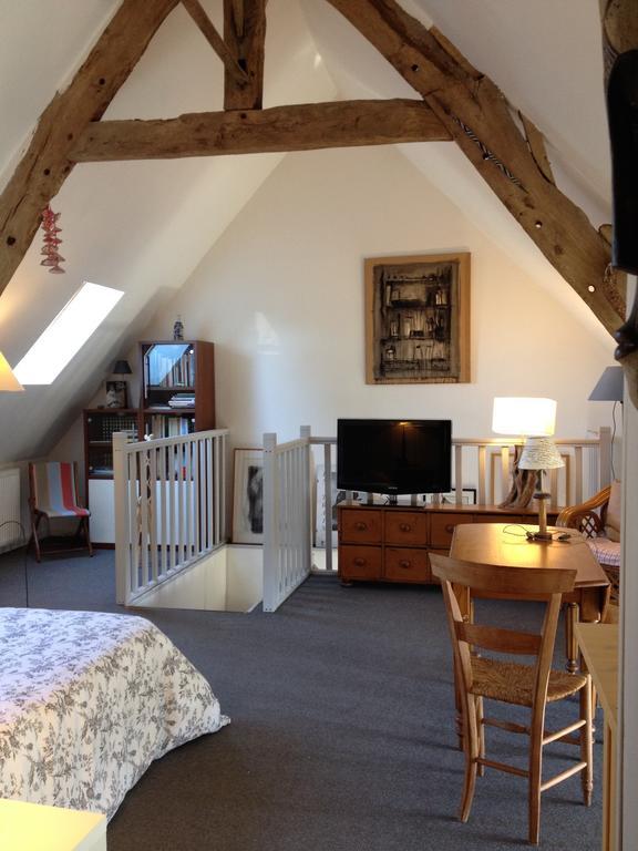 Bed and Breakfast Kirribilli à Pleine-Fougères Chambre photo